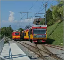 Der BVB Beh 4/8 93 verlässt als Regionalzug 23 von Villars sur Ollon nach Bex den Bahnhof Gryon. Im Hintergrund der Xeh 2/4 N° 26.
12. August 2015