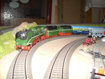 BR 18 201 mit dem DB Touristik Zug