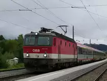 ÖBB Lok 1144 244 mit dem InterCity IC 611 Salzburg - Bischofshofen - Selzthal - Leoben - Graz bei Einfahrt in Radstadt im Pongau (Ennstalbahn); 17.08.2015
