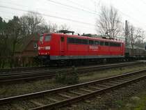 151 151 am 24.2.2007 mit ihrem G�terzug bei der Ausfahrt aus der �berholung in Eystrup