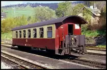 Schmalspur Salon Wagen der Fichtelbergbahn am 7.6.1991 im Bahnhof Oberwiesenthal.
Der Wagen hat die Bezeichnung 970-453 KB.