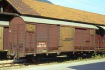 RhB - Gb 5045 am 19.08.1995 in Landquart - Gedeckter G�terwagen 2-achsig mit 1 offenen Plattform - Baujahr 1963 - JMR - Gewicht 7,65t - Ladegewicht 15,00t - L�P 9,14m - zul�ssige Geschwindigkeit Aufkleber 70 km/h - Lebenslauf: ex K� 5045 - 1969 Gb 5045 - 03/2000a - 10/2000 Lbv 7884 - 05/2004 P 10148 - Hinweis: ge�nderte zul�ssige Geschwindigkeit, gescanntes Dia
