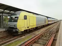 Einfahrt ER 20-001 (NVR Nummer 9280 1223 001-9-D-Dispo) als NOB 81710 aus Hamburg- Altona am 18. August 2015 in den Bahnhof Westerland (Sylt).