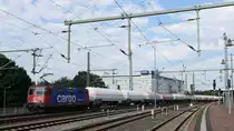 SBB cargo 421 393 mit einem Zug Kesselwagen bei Durchfahrt durch Dresden Hbf nach Bad Schandau; 30.08.2015
