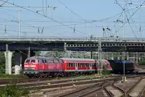 Die Kalrsruher 218 484 zog am 30. August 2015 einen Fahrradsonderzug von Mannheim nach Günzburg zum Erlebnistag Deutsche Weinstraße.
Morgens wurde die Garnitur in Mannheim bereitgestellt.