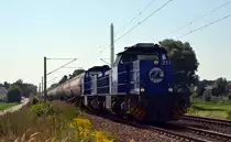 Zusammen mit ihrer Schwester 275 012(IL209) brachte 275 014 am 23.08.15 einen Gaskesselzug nach Wittenberg-Piesteritz. Hier durchfahren beide Jeßnitz Richtung Dessau.