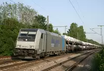 185 676 mit DGS 69363 (RTB, Passau Grenze–Bremen Rbf) am 22.05.2014 in Beratzhausen, aufgenommen vom Bahnsteigende