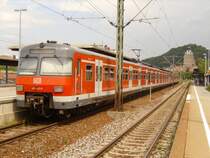 420 422-8 im S1 Endbahnhof Herrenberg am 21.07.2006. Dies ist leider ein �u�erst seltenes Bild, da der 420 kaum noch auf der S1 Richtung Herrenberg verkehrt.