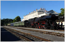 
13402 von Nova Gorica nach Jesenice am 6.9.2015 mit SZ 33-037 bespannt, abfahrbereit in Nova Gorica aufgenommen.