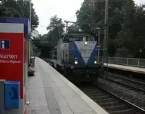 Die V105  Sally  von der Rurtalbahn kommt als Lokzug aus Richtung Stolberg-Rheinland,Eilendorf,Aachen-Rothe Erde,Aachen-Hbf und fährt durch Aachen-Schanz in Richtung Aachen-West.
Bei Sonne und Regenwolken am Nachmittag vom 2.9.2015.