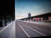 hier ist der augsburger hauptbahnhof vom gleis 1 zu sehen.hinten der messeturm zu sehen aus pro train 3 vom microsoft train simulator
