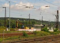 Am 08.09.2015 fanden vermutlich Bauarbeiten für den Bau eines Fahrstuhls am Bahnsteig 4 und 5 in Naumburg Hbf statt. Dieser würde dann auch einen behindertengerechten Zugang zu den Zügen der Burgenlandbahn ermöglichen.
