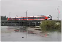 S40 aus Einsiedeln auf dem Damm von Rapperswil. (10.09.2015)