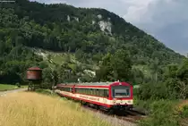 VS16, VT41 und VT42 als HzL88137 (Sigmaringen-Tuttlingen) in Hausen im Tal 4.7.15