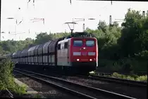 DB 151 150-0 zieht am 15.09.2015 21 Güterwagen durch Bochum-Riemke