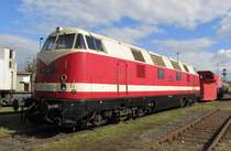 DB Museum 118 749-1 am 20.09.2015 beim Eisenbahnfest im ehemaligen Bw Arnstadt.