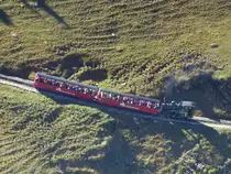 BRB - Dampfzug unterwegs auf das Brienzer Rothorn mit der Dampflok H 2/3 15 am 21.09.2015