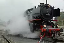 Verein Pacific 01 202: Tag der offenen Remisentore mit BR 01 202 und DBB Eb 3/5 5810 in Lyss am 10. Oktober 2015.
Foto: Walter Ruetsch