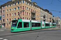 Be 6/8 Combino 308, mit einer Teilwerbung für SOBU.CH, auf der Linie 6, verlässt die Haltestelle Morgartenring. Die Aufnahme stammt vom 22.08.2015.