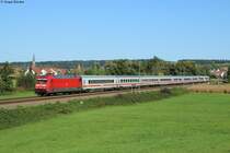 101 084 mit dem IC 2293 (Frankfurt-Stuttgart) bei Heidelsheim, 27.09.2015.