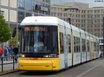 Flexity Nr. 8006 der BVG in Berlin am 07.05.2015