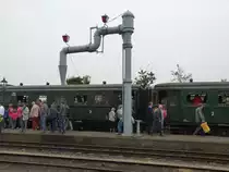 Bahnhof Beekbergen, Wasserkran / in Beekbergen am 6.9.2014 beim großen Eisenbahn-Spektakel  „Terug naar Toen - Zurück nach Damals“ der Museumseisenbahn VSM in Beekbergen / NL,
