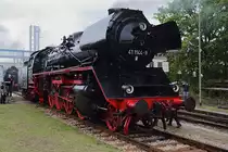41 1144 der IG Werrabahn Eisenach e.V. während der XXI. Dampfloktage am 05.09.2015 im DLW Meiningen.