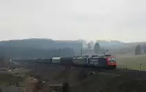 482 048-6 und 182 529-8 zu sehen bei Steinbach am Wald am 21.03.15. 