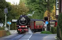 Harzer Schmalspurbahnen HSB 99 222 vor Zug 8939 Wernigerode - Brocken f�hrt gerade aus dem Hp. Wernigerode Hochschule Harz aus, KBS 325 Wernigerode - Brocken, fotografiert am 17.09.2014