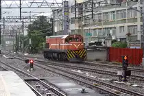 R130 am 07.Juni 2014 in der Kaohsiung Station.