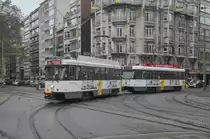 PCC 7160 und 7154 von DE LIJN Antwerpen Richtung Olympiade aufgenommen 07.11.2015 am Haltestelle Harmonie