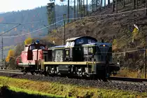 295 076-4 Railsystems RP + 363 678-4 auf der Frankenwaldrampe bei Steinbach am 03.11.2015.