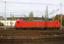 145 059-2 DB rangiert in Aachen-West. 
Aufgenommen vom Bahnsteig in Aachen-West. 
Bei schönem Herbstwetter am Mittag vom 8.11.2015.