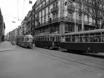 TPG - Wie vor ca. 30-40 Jahren Täglich zu Sehen ??? Oldtimer Treffen in der Stadt mit dem Be 4/4 729 mit Beiwagen B 308 und Be 4/4 67 mit Beiwagen B 363 unterwegs in Genf am 01.11.2015