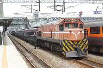 R128 am 08.Juni 2014 in der Kaohsiung Station.