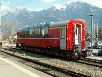 Neu angelieferter Panoramawagen(Stadler)f�r die Berninabahn.Hier noch auf einem SBB Rollschemel.Landquart 09.03.07
