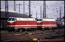 Zwei U-Boote am BW Leipzig Hauptbahnhof am 26.4.1992: Vorne 219108 und dahinter 219190. Man beachte die unterschiedliche Frontgestaltung!