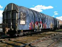 Rilns_3156(SK)3552091-1  geschm�ckt  mit Graffiti  
Bhf. RIED i.I. 070304