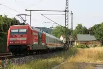 Nachschuss auf 101 092-5 als Schublok eines IC in Richtung Naumburg (Saale). Aufgenommen am 27.06.14 in Bad Kösen.