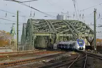 National Express 871 (442 871) als Testfahrt am 08.11.2015 in Köln auf der Hohenzollernbrücke.