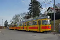 Seit kurzem sind in Rodersdorf zwei Be 4/6 der BLT abgestellt. Es handelt sich um die Wagen 106 und 115. Die Aufnahme stammt vom 15.11.2015.