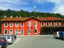 Bahnhofsgebäude von Kitzbühel am 26.7.2015
