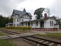 Das ehemalige Bahnhofsgebäude von Gadebusch am 31.August 2014.
