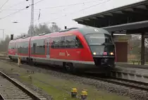 642 685-1 als RE8(RE 13122)von Tessin nach Wismar bei der Einfahrt im Rostocker Hbf.27.11.2015 zum Fahrplanwechsel am 13.12.2015 wird es dann RB 11 