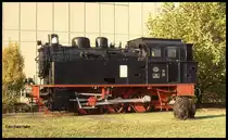 ELNA Dampflok 13 Saarbergwerk vor Kraftwerk Fenne am 2.11.1992 als Denkmal in Völklingen.