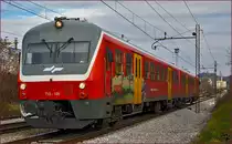 SŽ 715-105 fährt durch Maribor-Tabor Richtung Ormož. /27.11.2015