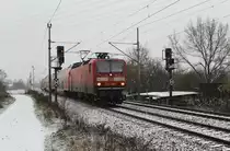 Auf der Saalebahn werden die 143 zum Fahrplanwechsel durch Triebwagen ersetzt.
Aus diesem Grund ging es am 28.11.15 nochmal nach Remschütz. Hier die 143 959-5.