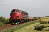 MY28 (DSB MY 1152) der Midtjyske Jernbaner mit Güterzug 970 Rønland-Herning bei Bonnet am 10-8-2015.