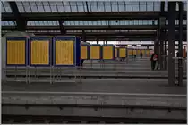 Wann fährt der nächste Zug?
Zürich HB (Hallengleise) während einer nur kurzen  Zugspause  am 1. Dez. 2015