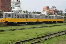 25DR 2060 + 2069 + 2067 am 09.Juni 2014 in der alten, aufgelassenen Taitung Station.